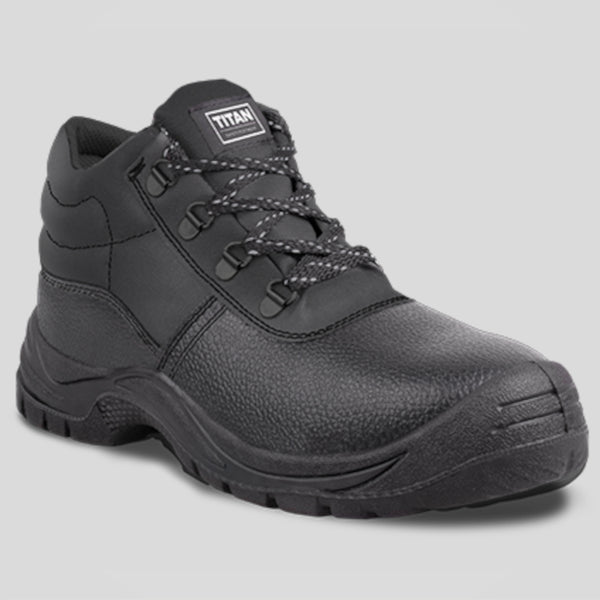 Standard Chukka Boots